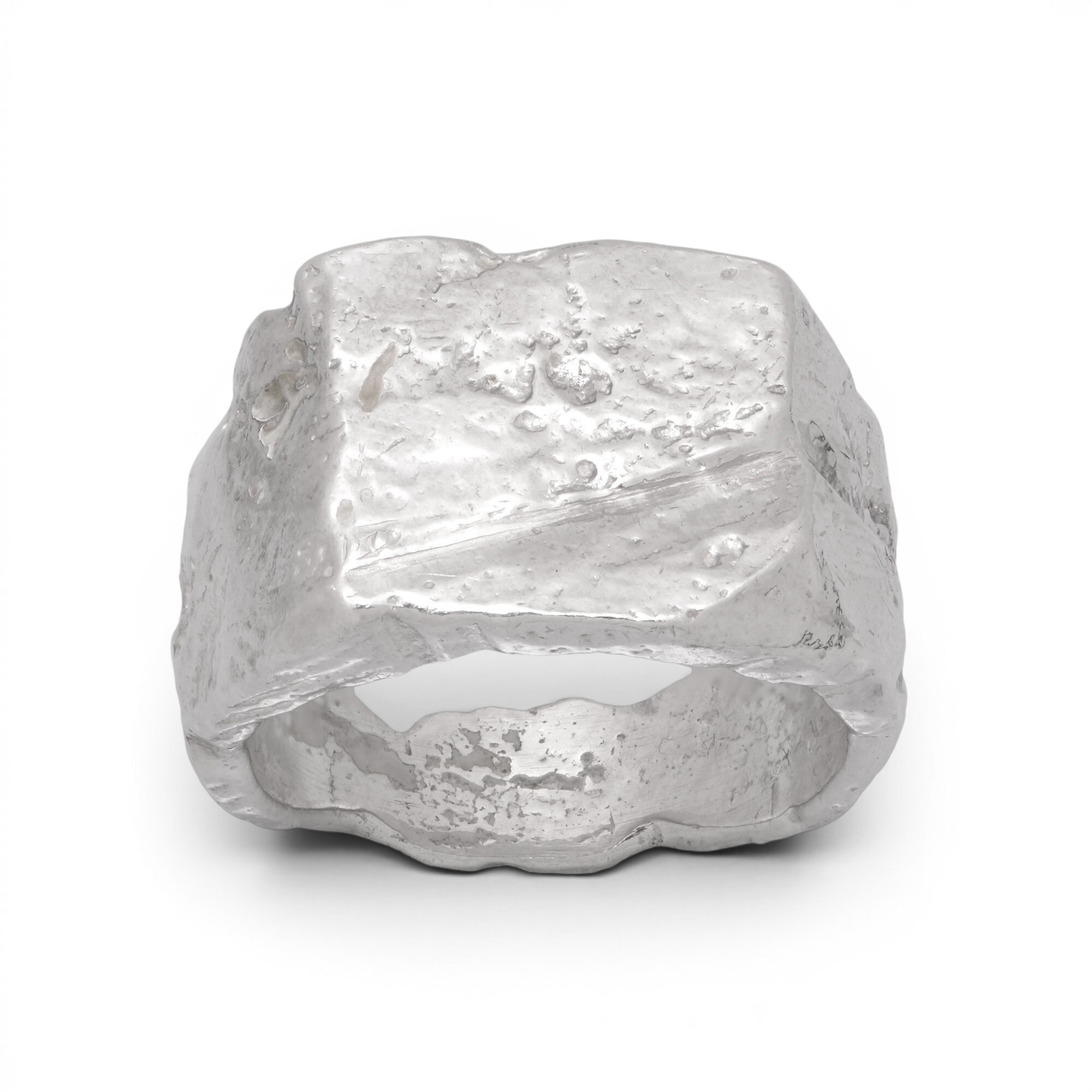 Gritty Square Signet