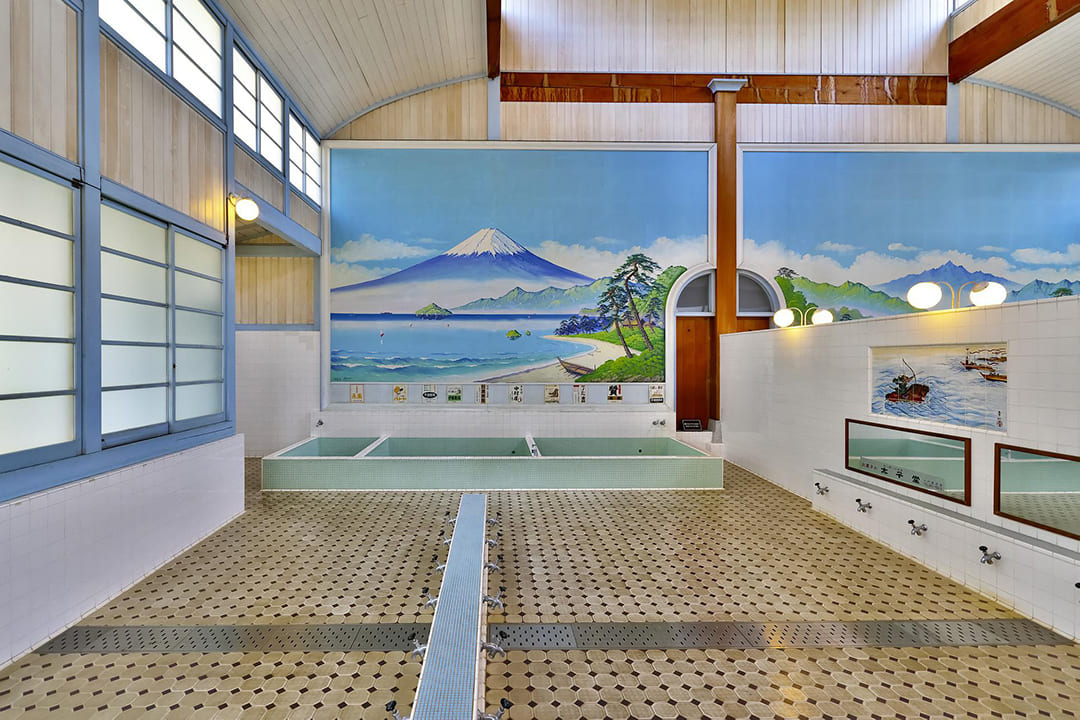日治時期日本在台灣興建澡堂推廣衛生觀念