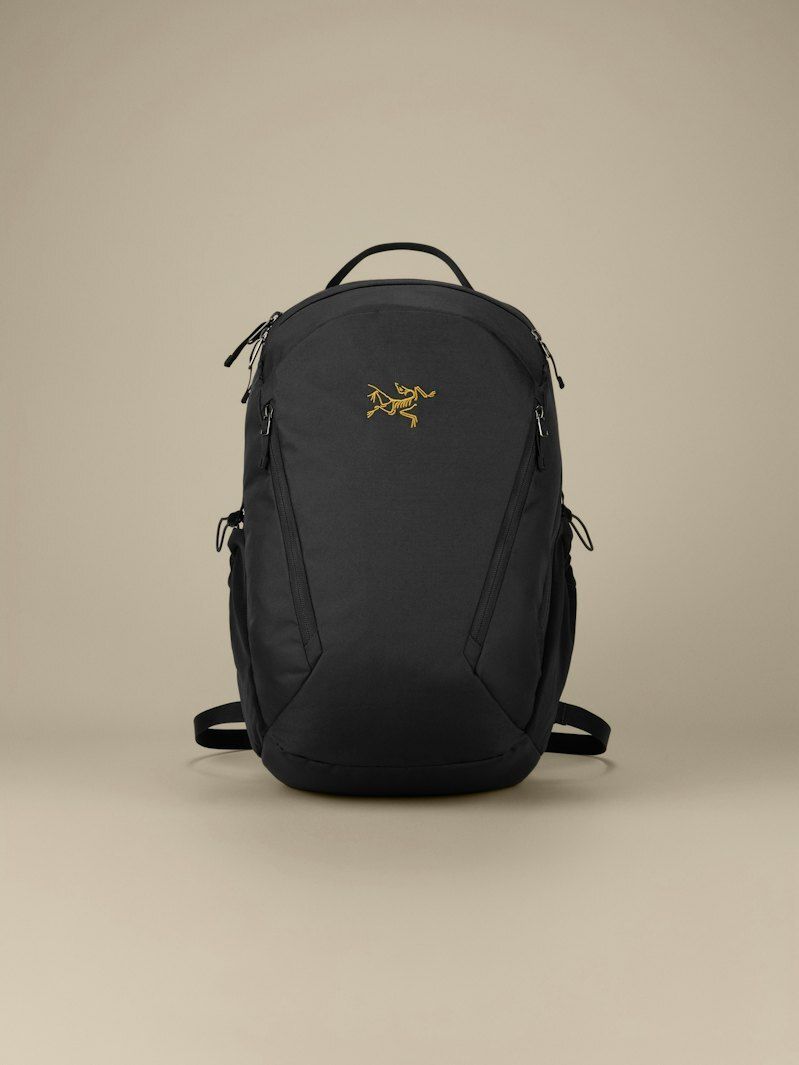F26-X000010643-Mantis-26-Backpack-Black-Side