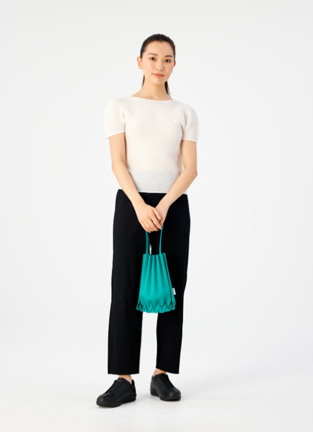 me ISSEY MIYAKE TRUNK PLEATS BAG 12 / 三宅一生 皺摺樹幹包 (小)