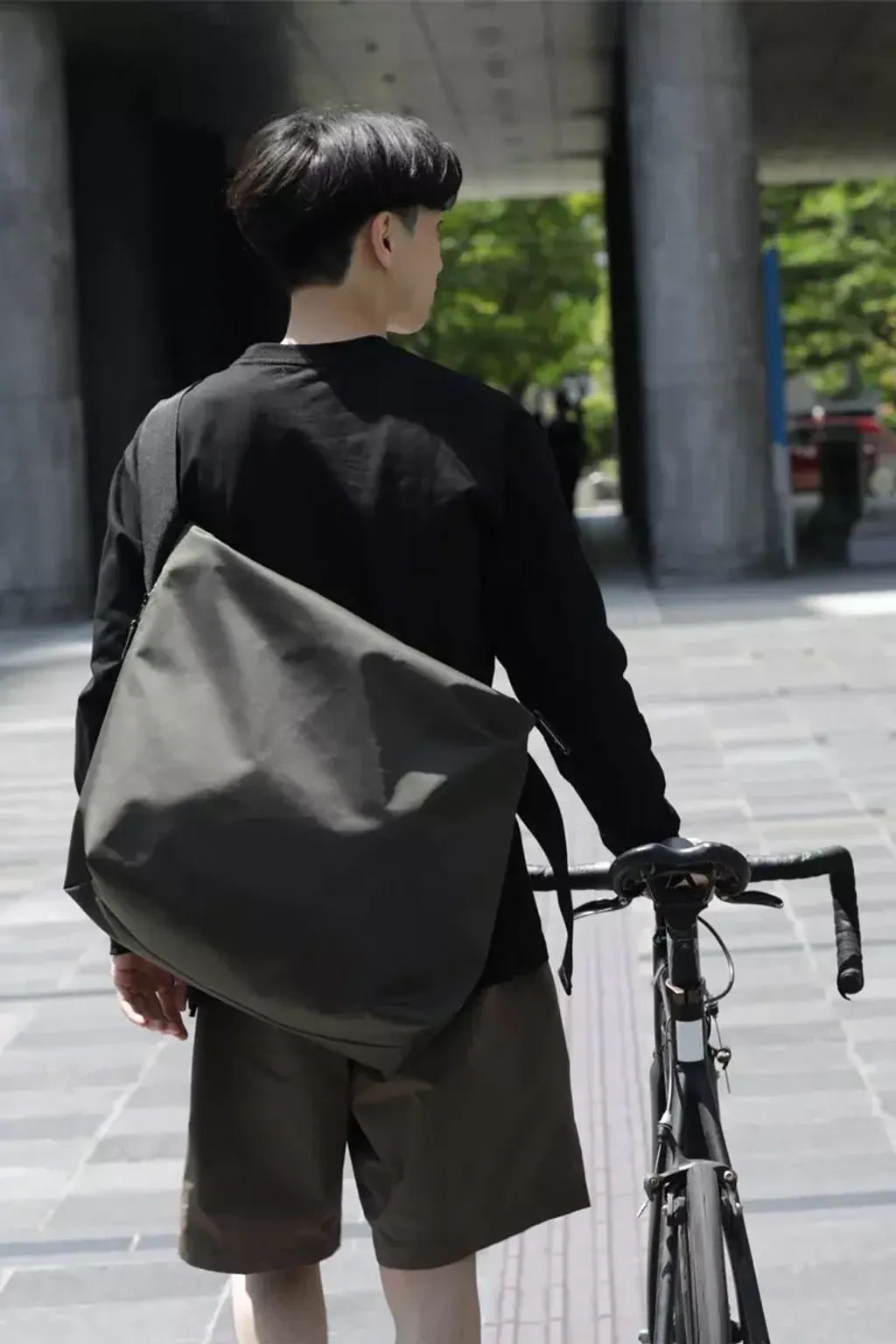 meltum NYLON MESSENGER BAG \