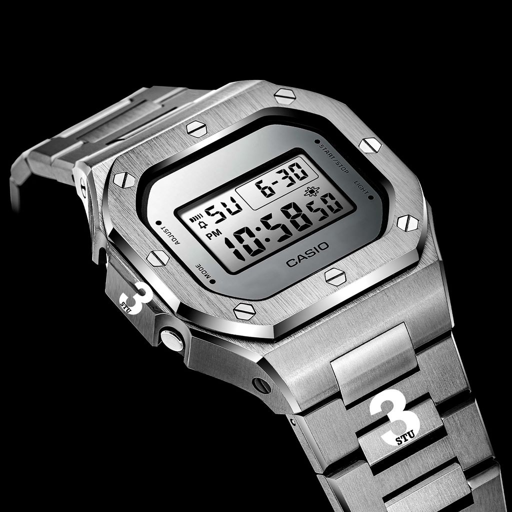 DW Mod Silver Case DW-5600FF-8 – No.3 Stu DW Mod Silver Case DW-5600FF-8 – No.3 Stu
