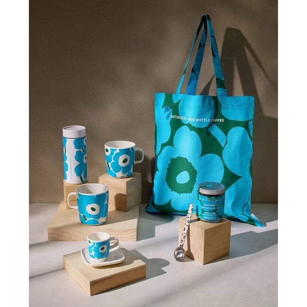 marimekko × BLUE BOTTLE COFFEE 限定ピンズ Marimekko × BLUE BOTTLE COFFEE | Blue Bottle Coffee Japan