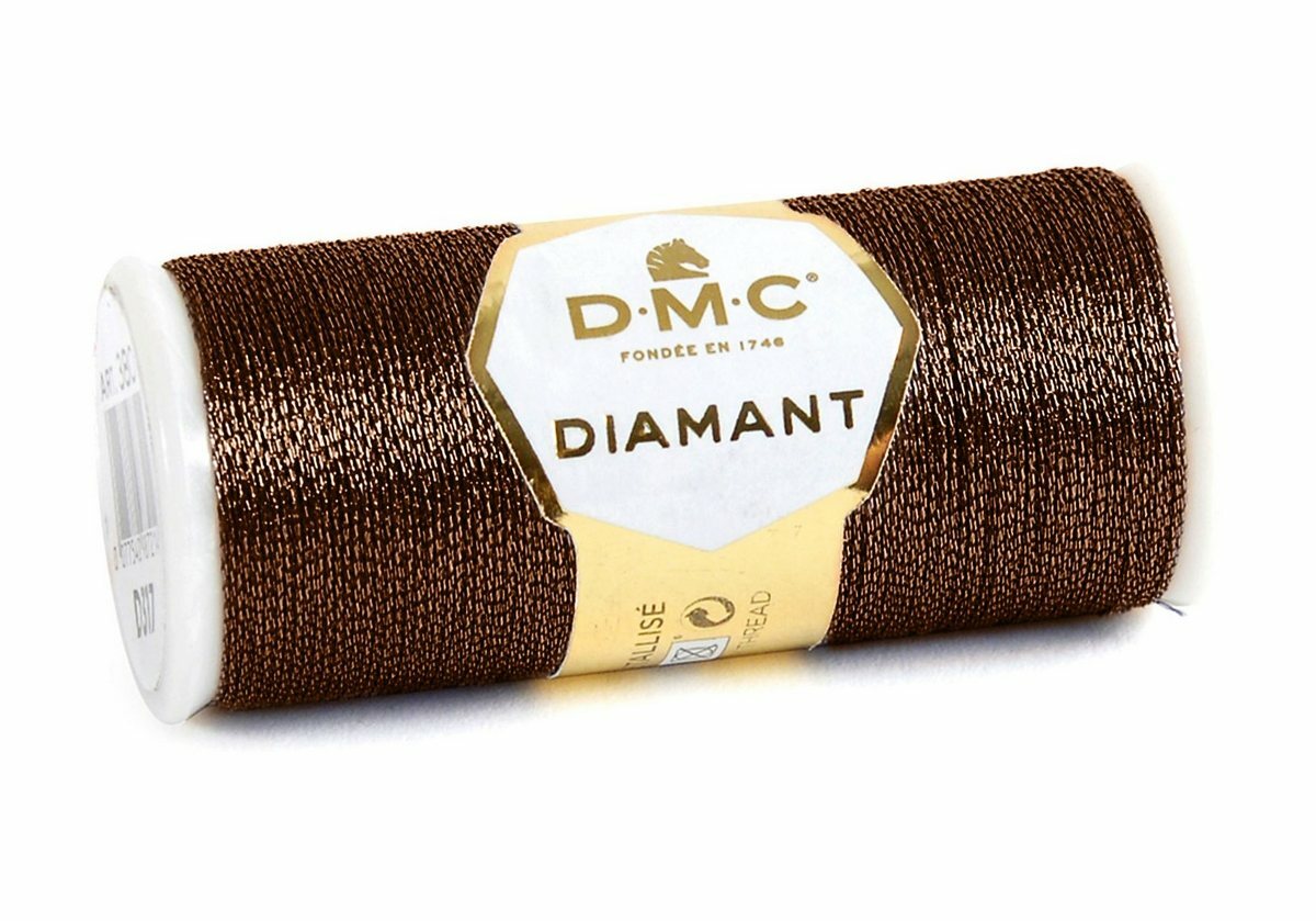 D898