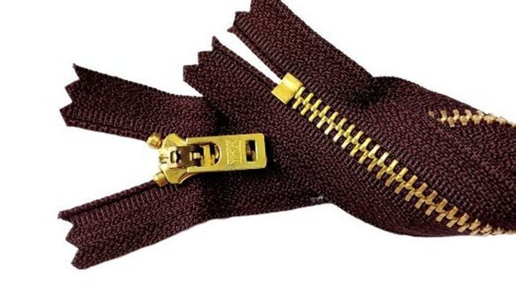 two-7-inch-brass-jeans-zipper-ykk-number-5-gold-colored-metal-teeth-zips-with-locking-slider-closed-bottom-color-cranberry-864_269385