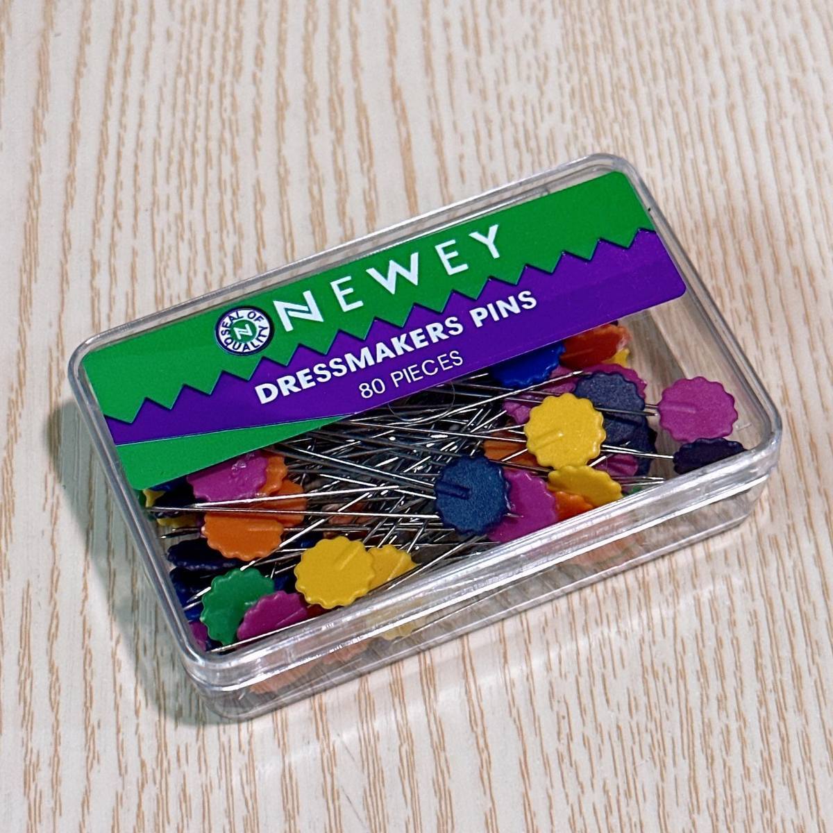 Neway Flower Pin
