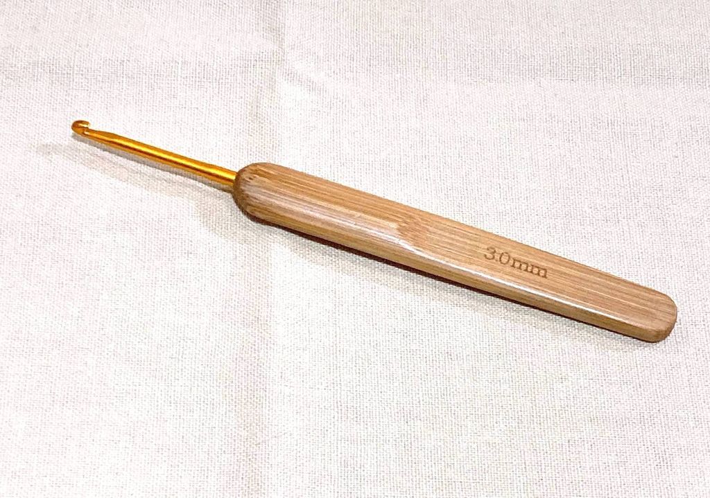 Bamboo Crochet Hook for crochet in various sizes – Maycraft