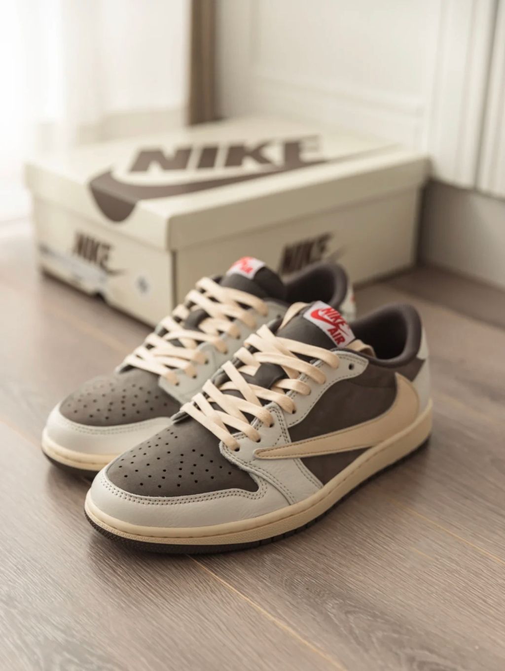 Travis Scott x Air Jordan1 Low
