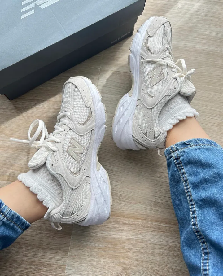 800x (1)