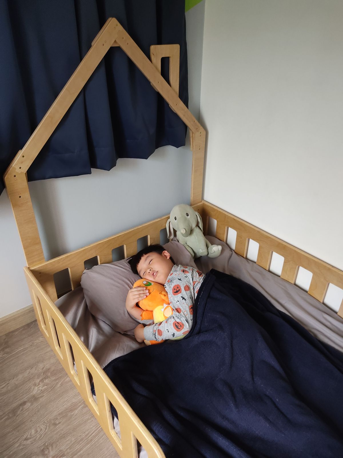 How to Transition Your Child from a Cot to Their First Bed