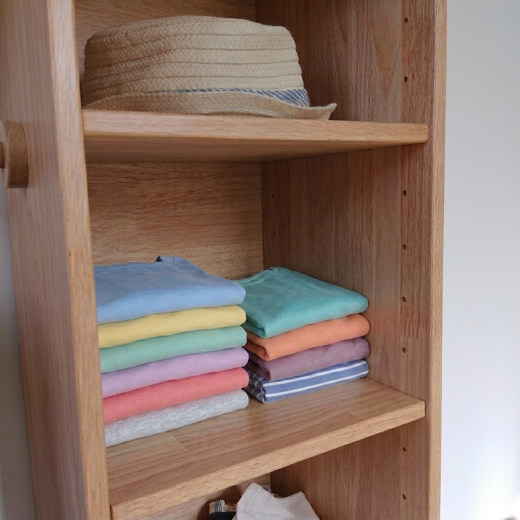 Kids wardrobe