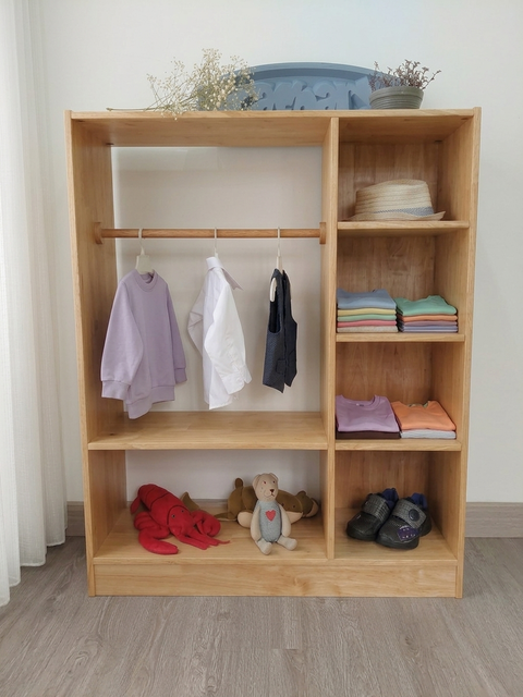 Kids wardrobe