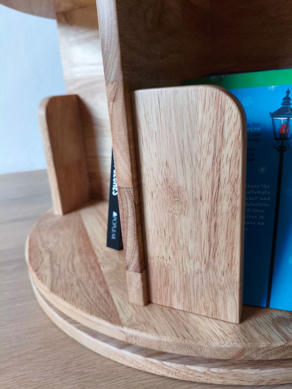 Unicraft KURUKUMA Rotating Bookshelf