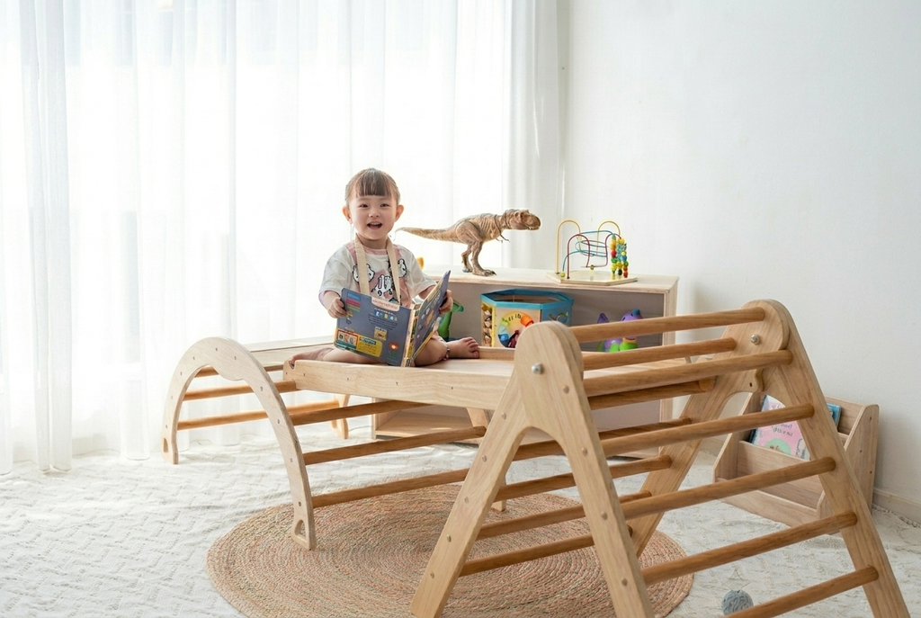 Pikler triangle, slide and see-saw