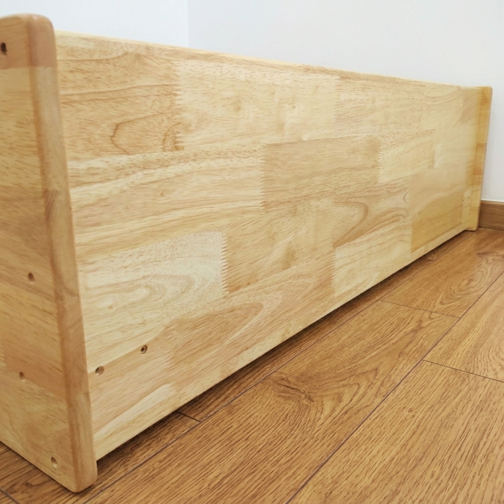 Unicraft & Decor toddler montessori flip bed-simple rubberwood