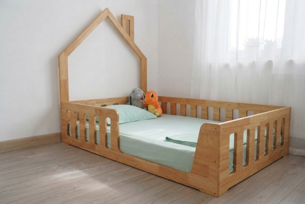 Tsuchi Low Floor bed - solid rubberwood