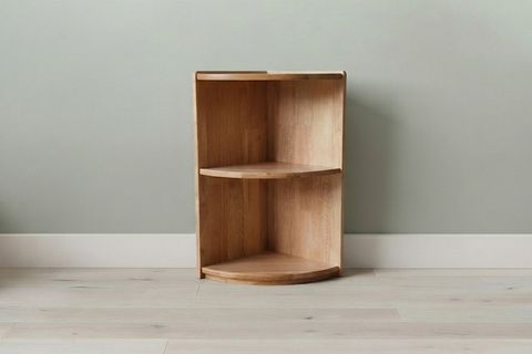 Montessori low corner shelf