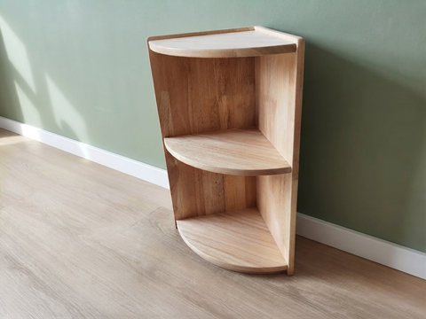 Montessori low corner shelf