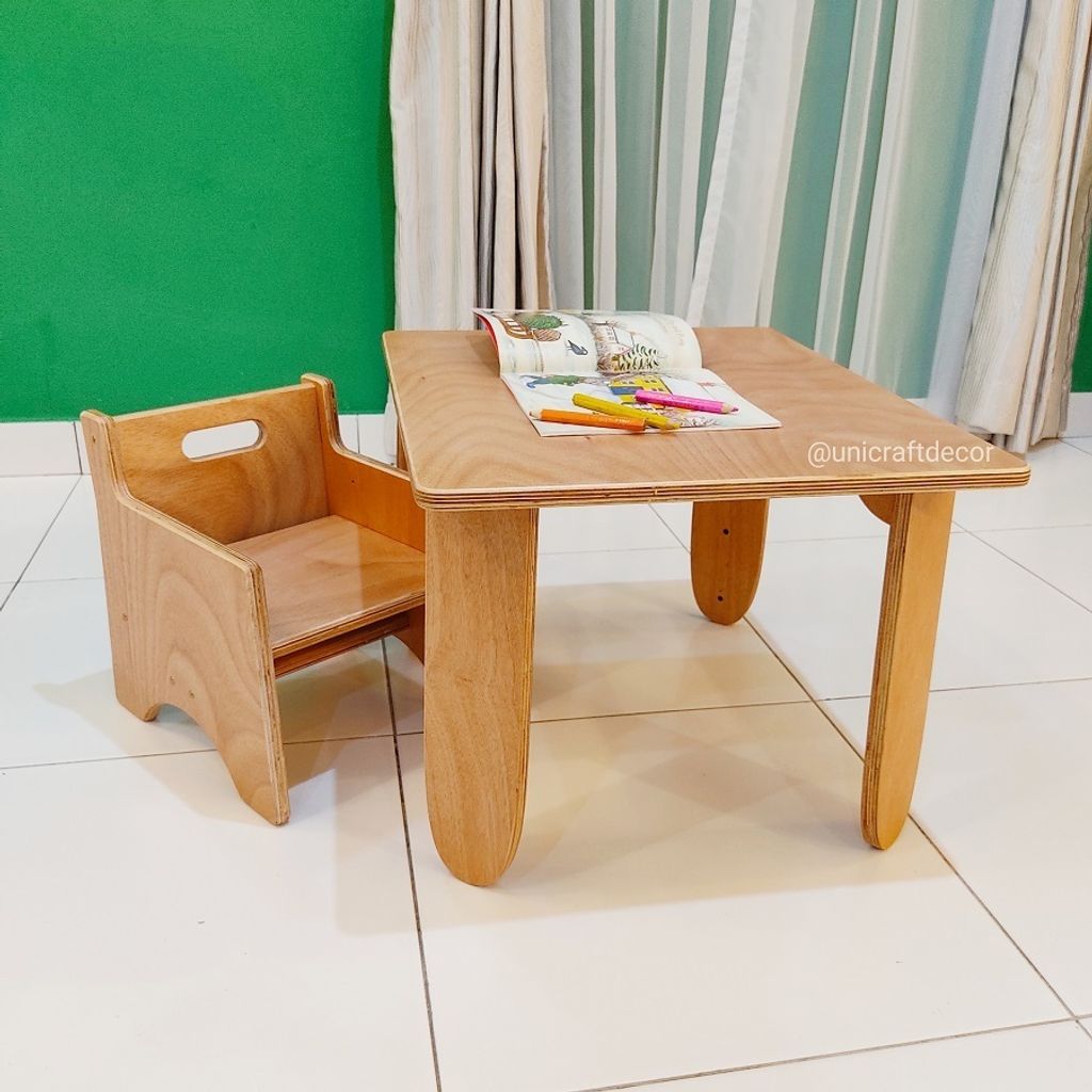 Unicraft weaning table and chair