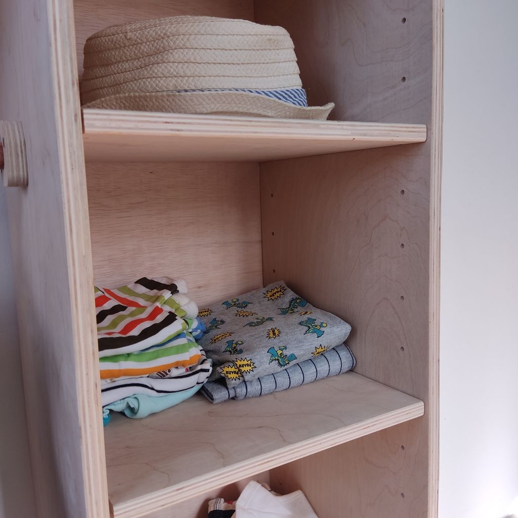 Unicraft Montessori wardrobe