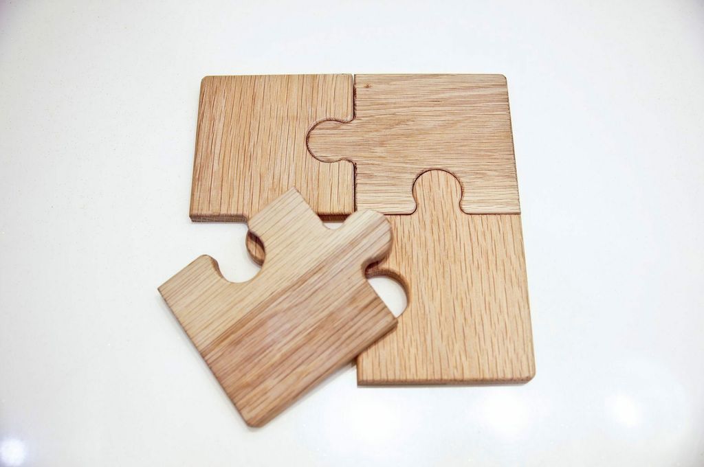 Jumbo jigsaw puzzle coaster