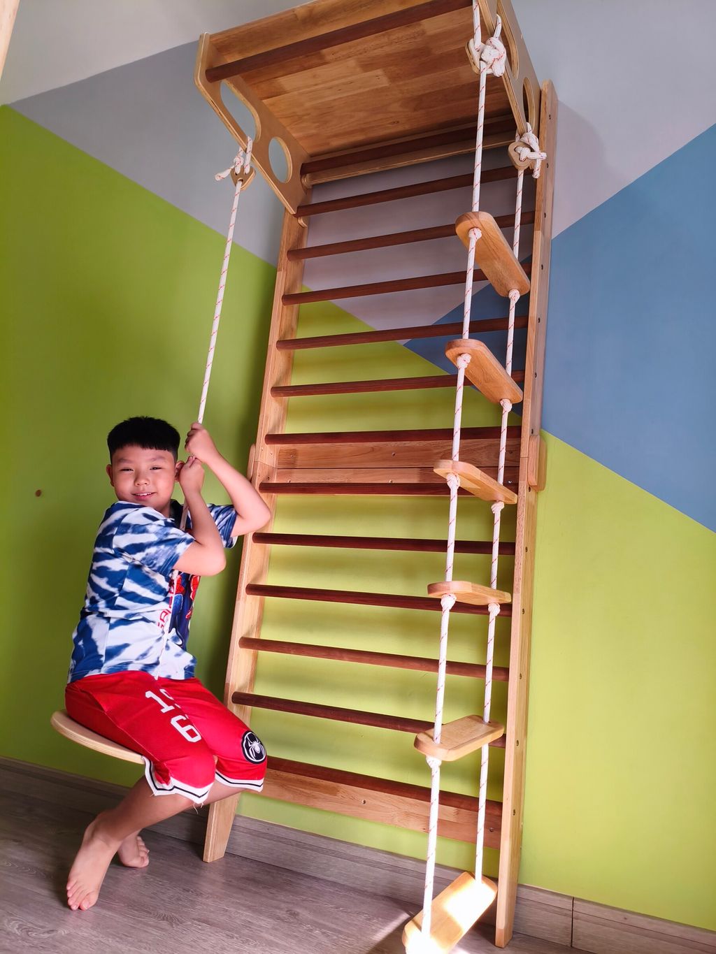 Unicraft Swedish Ladder Indoor Gym Set