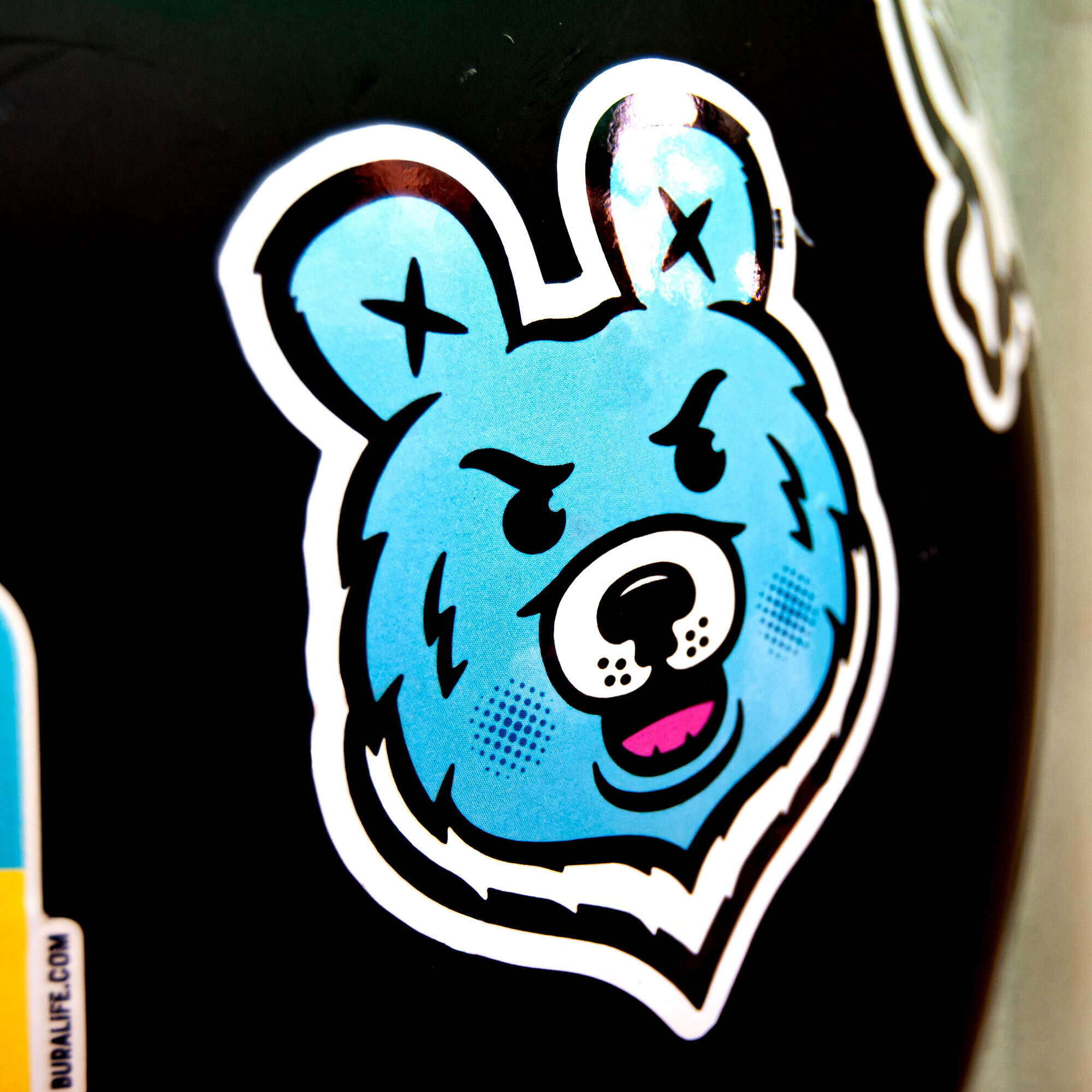 bear_sticker_helmet