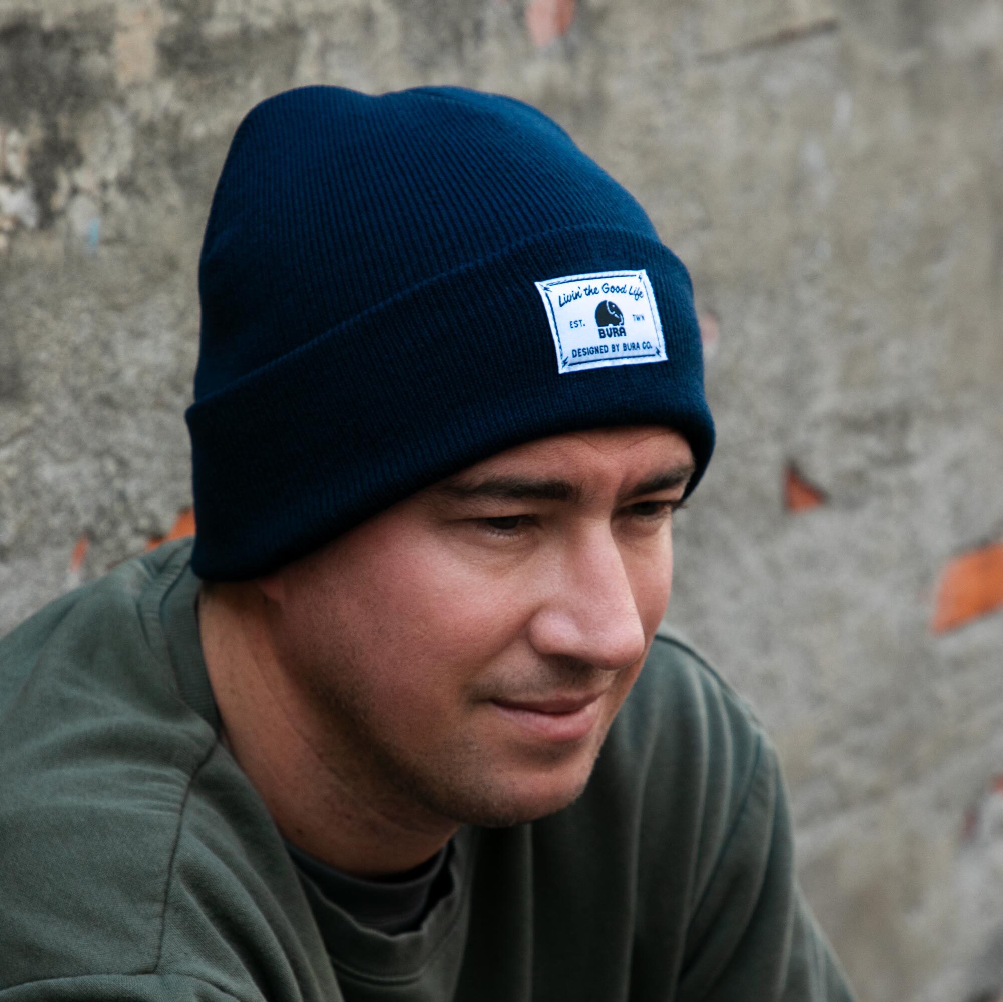 BURA_Beanie_BURA_Label_Navy3