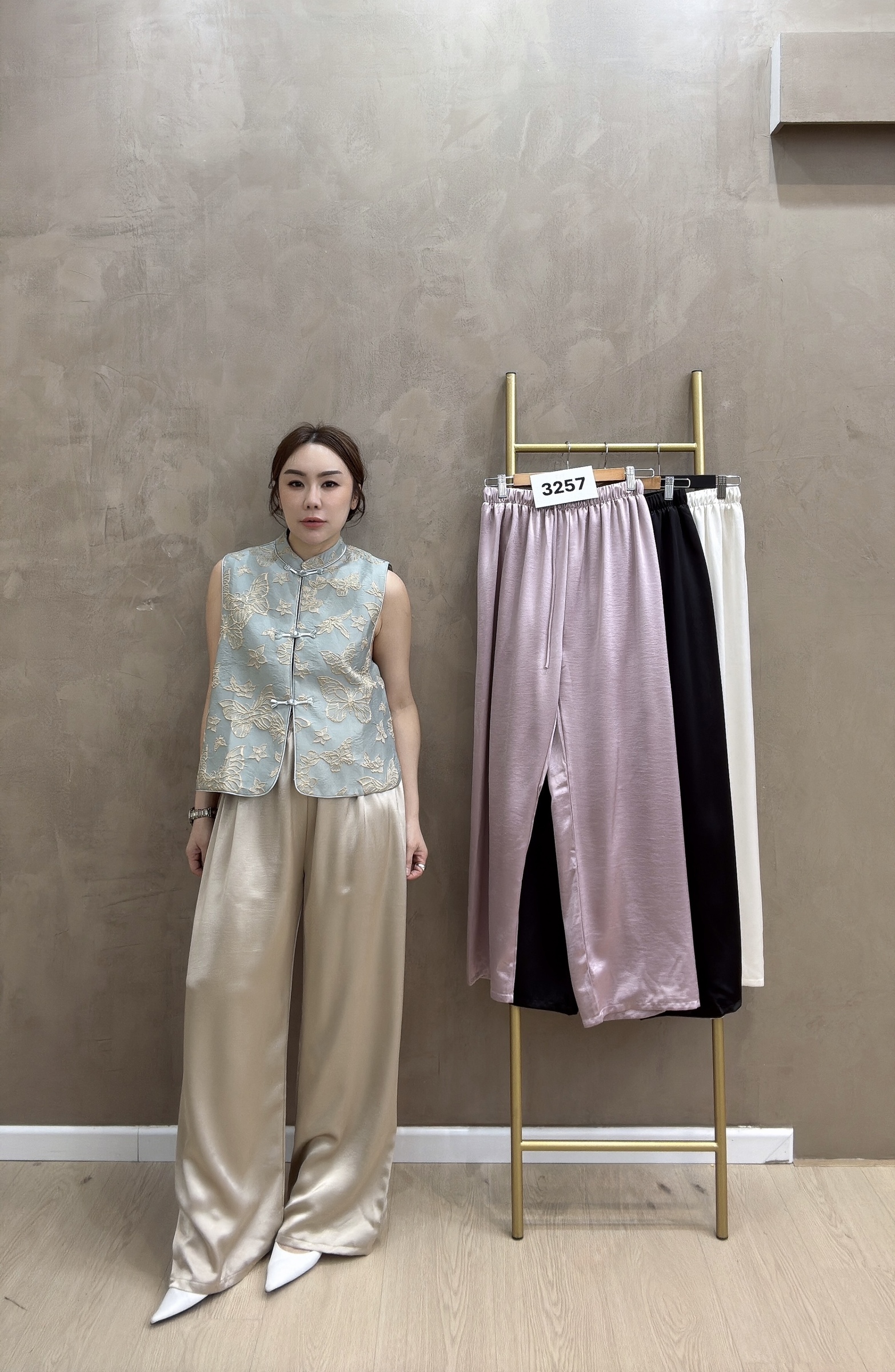 beauty_1762789926208