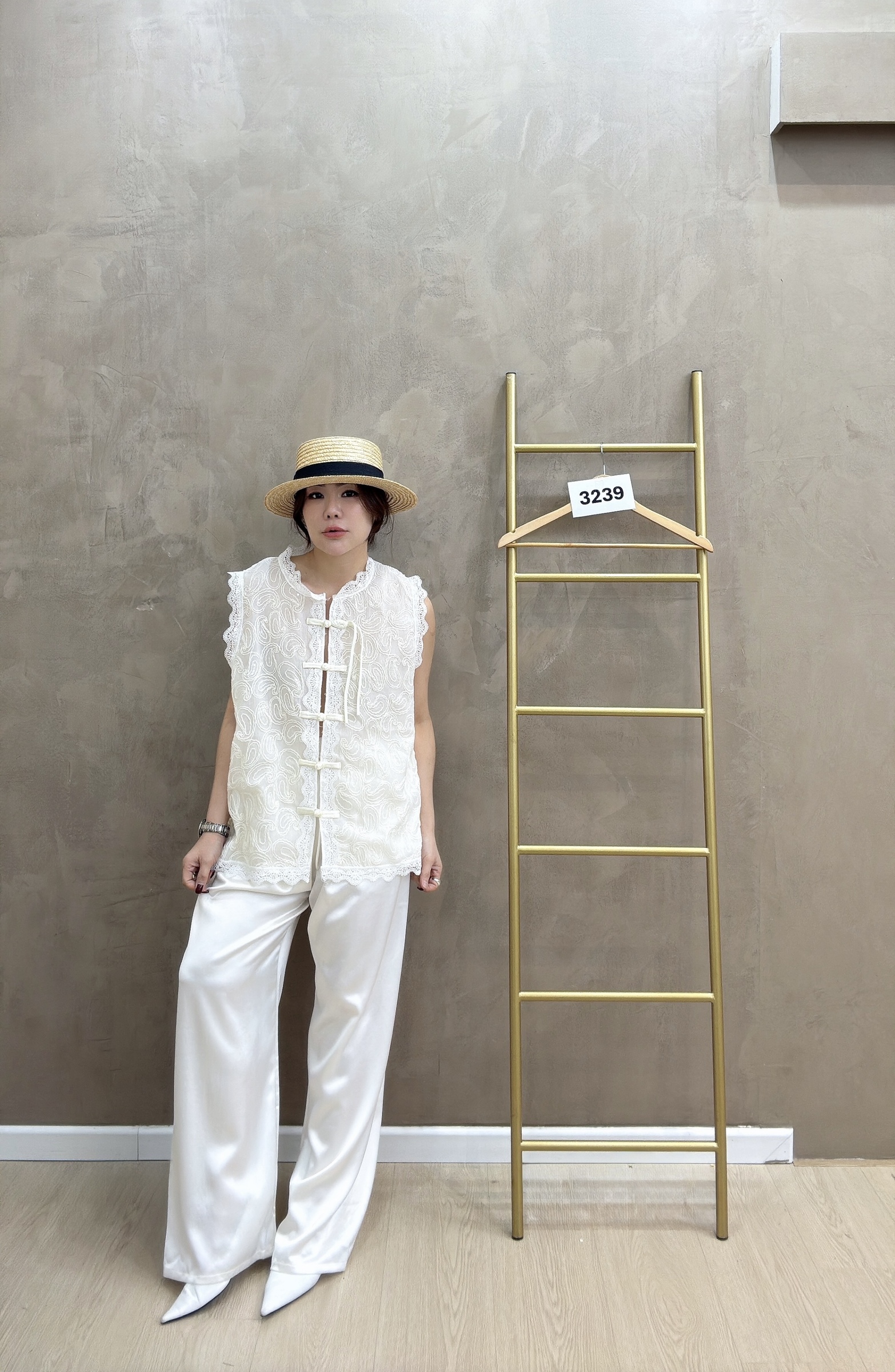 beauty_1762790207563