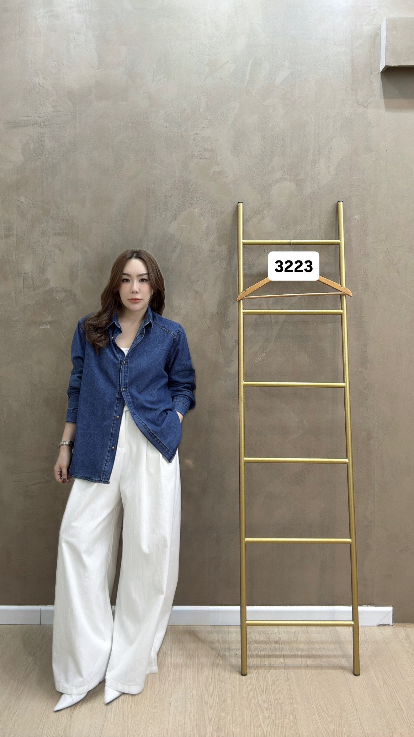 F734B153-8ED0-415B-B375-F095C9BA3B4F