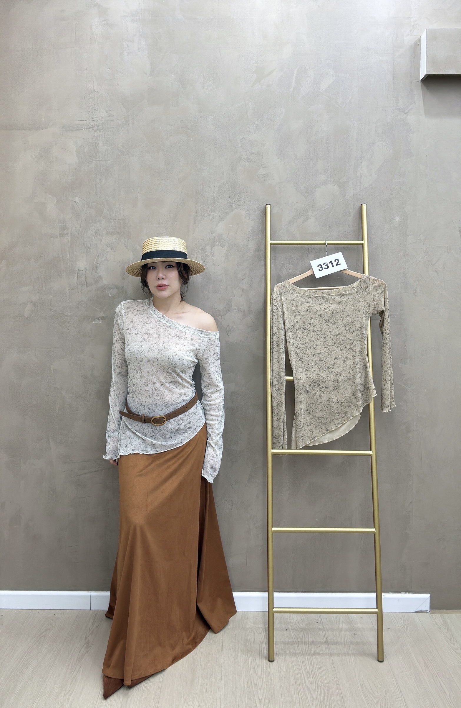 beauty_1763984275915