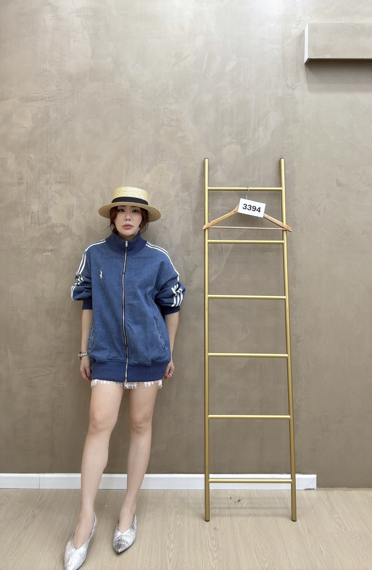 beauty_1764526673087