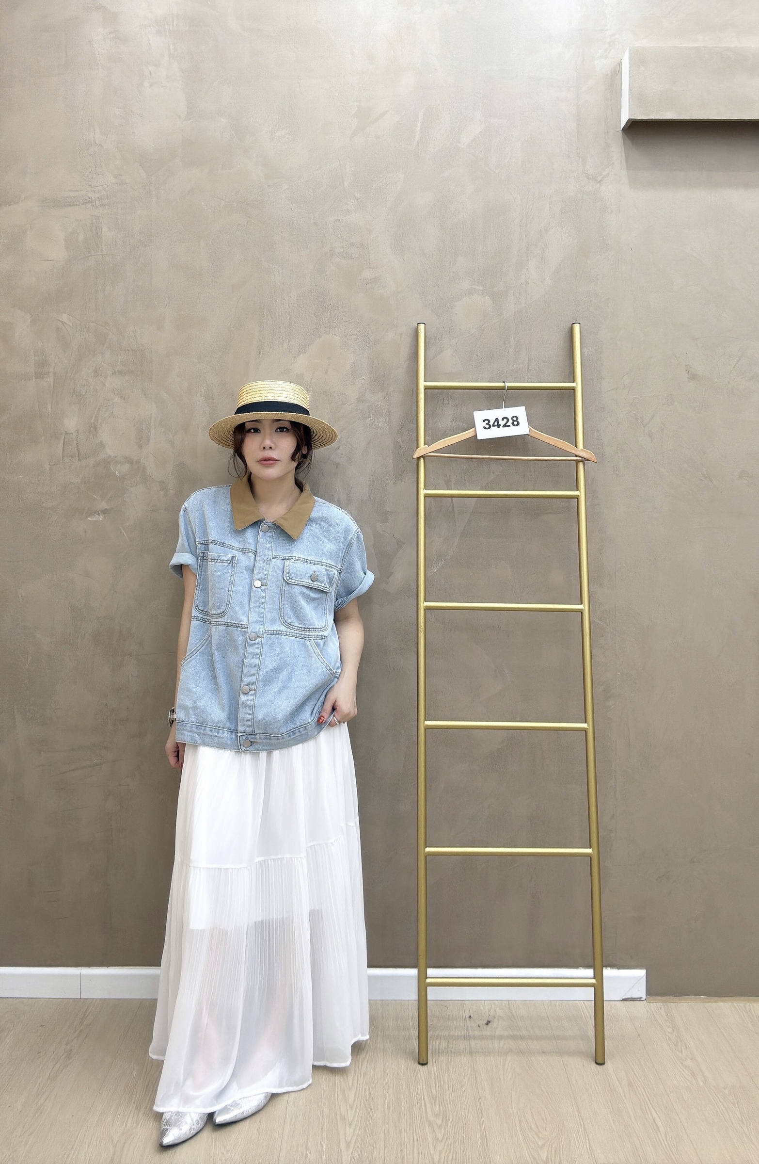 beauty_1764526191405