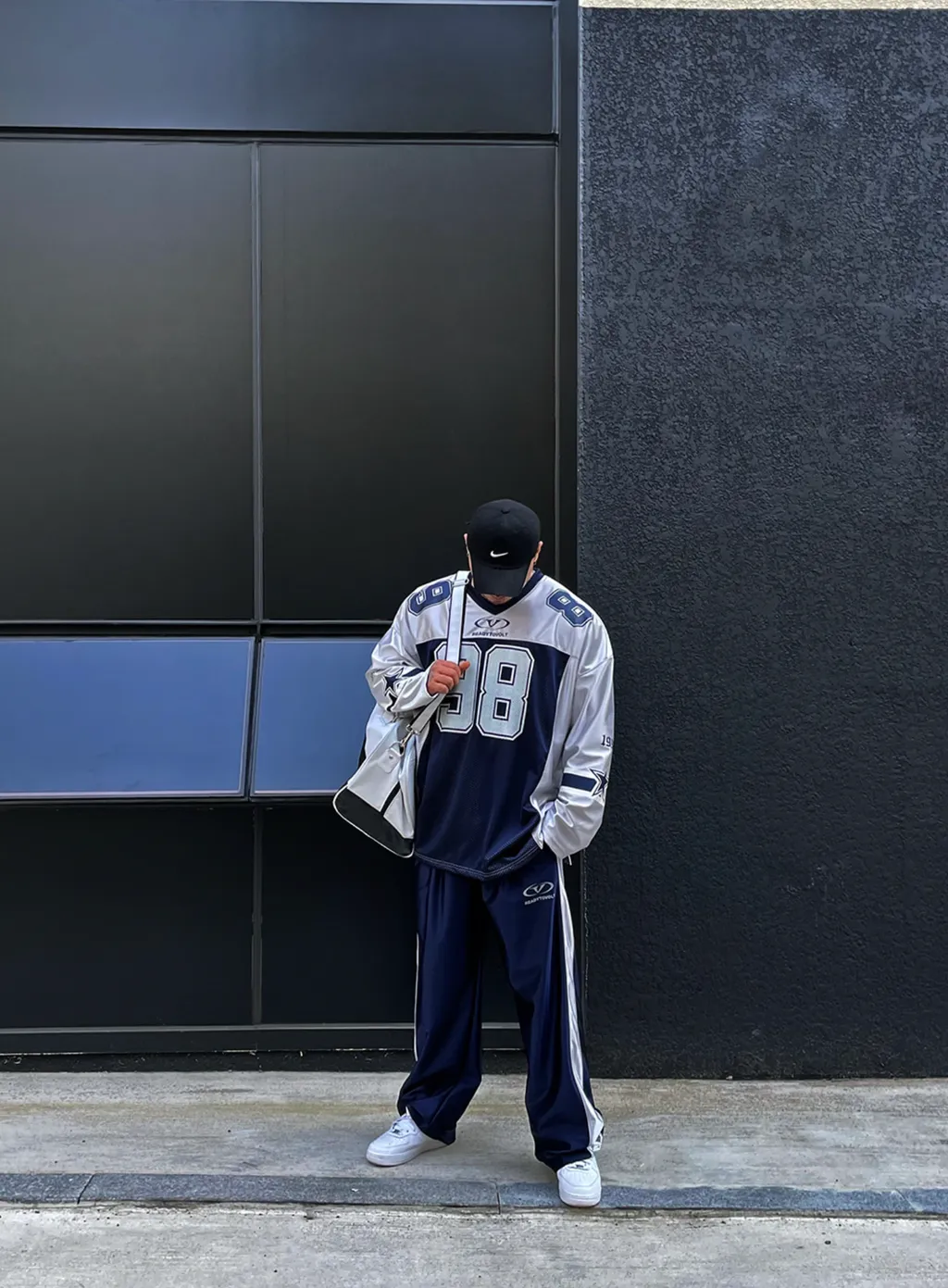 截圖 2023-12-01 上午12.04.03