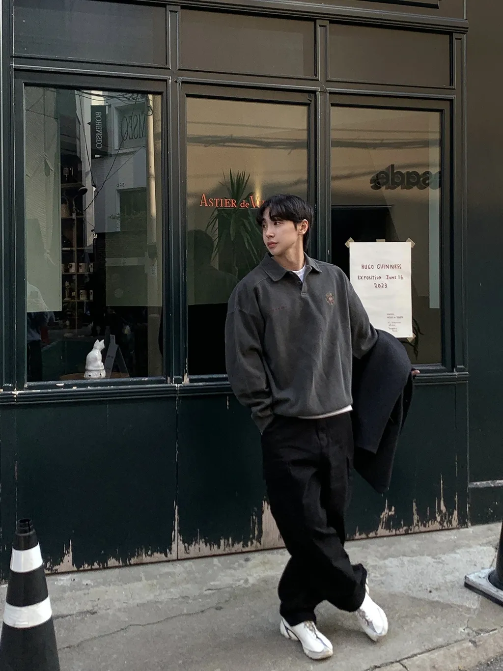 LINE_ALBUM_30_241003_117