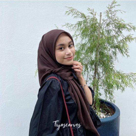  | Tiyascarves