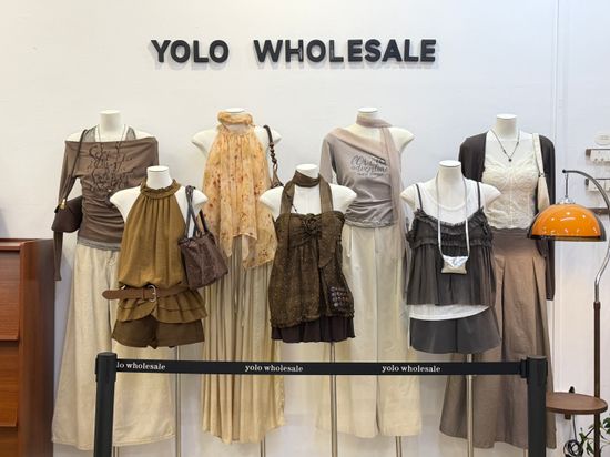  | YoLo Wholesale