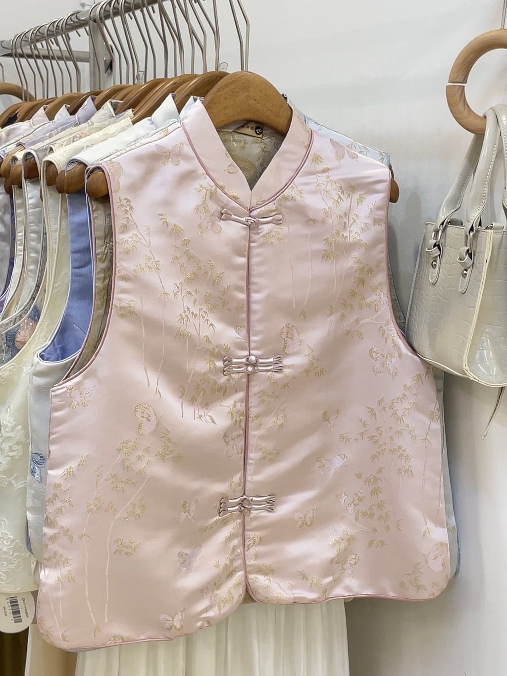 image_E8CBBA65-2C8E-4C85-9817-2CFA7B8E366E_1762148898