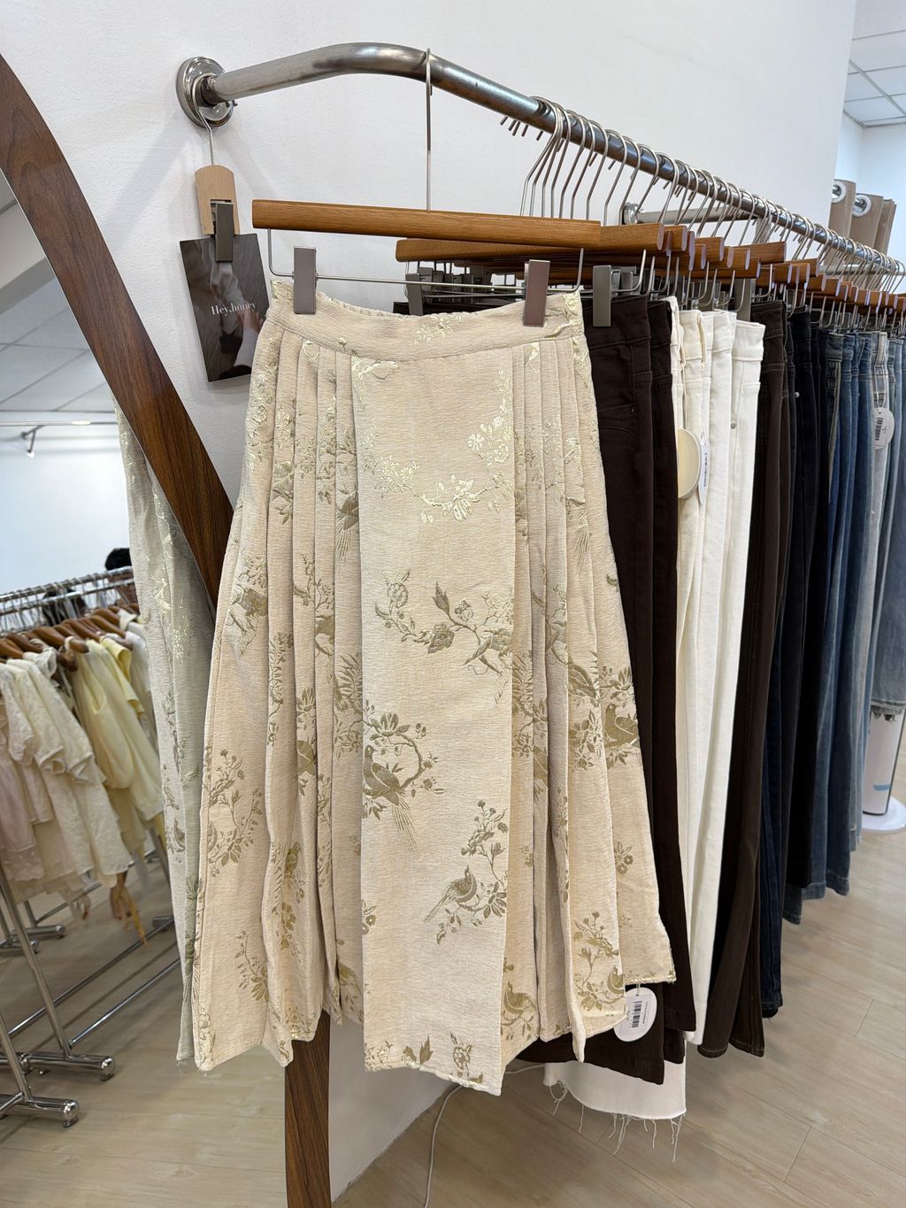 image_picker_BB554B1D-1A3F-4F9A-AB4A-D2C2EF658AC6-38293-0000058C09418DBB