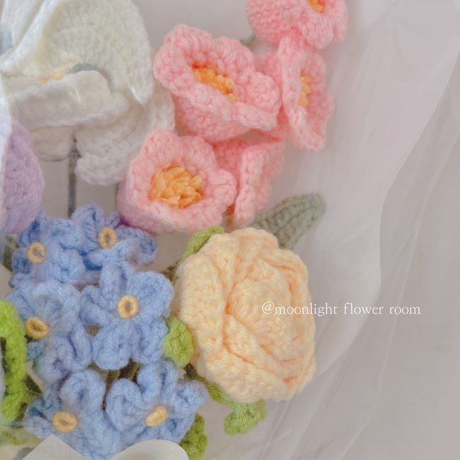 月光花室 | 🌙 𝐖𝐢𝐬𝐡 𝐲𝐨𝐮 𝐡𝐚𝐯𝐞 𝐚 𝐧𝐢𝐜𝐞 𝐝𝐚𝐲 - 手工編織花