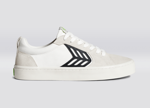 catiba-pro-off-white-vintage-black-canvas-sneaker.slideshow1.png